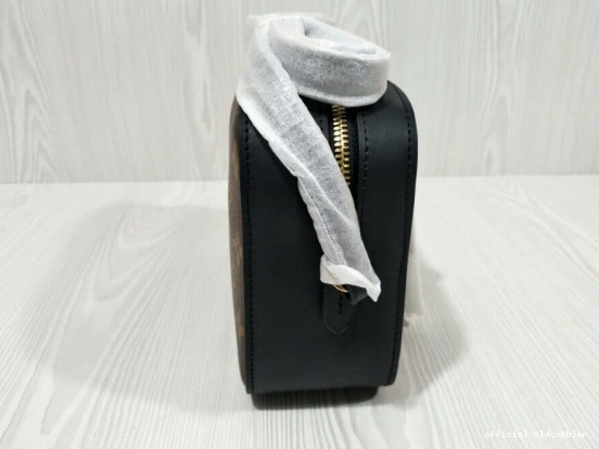 Official oldcobbler LOUIS VUITTON SAINTONGE 0814